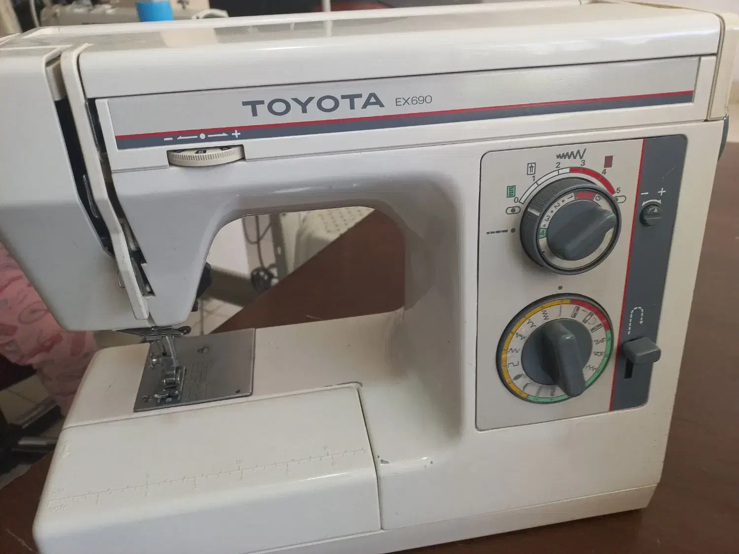 چرخ گلدوزی تویوتا|چرخ خیاطی و ریسندگی|سنندج, |دیوار