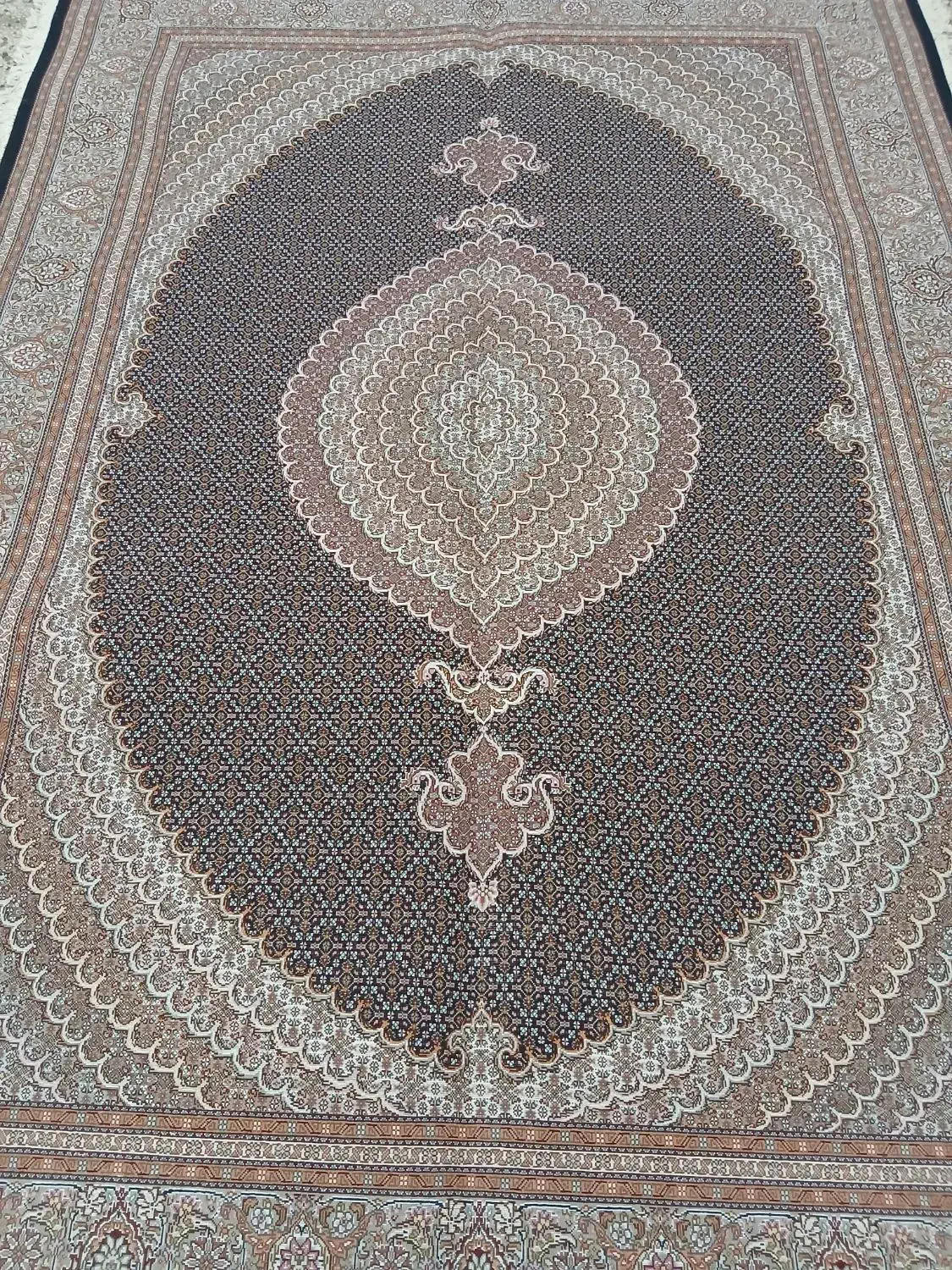 فرش دستبافت (ماهی خوی)|فرش|تهران, صادقیه|دیوار