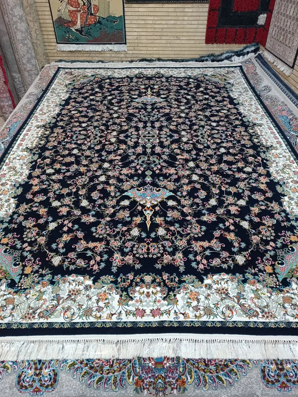 یلدای کویر یک‌ ۹ متری و یک قالیچه ۴ متری|فرش|مشهد, شهید مطهری|دیوار