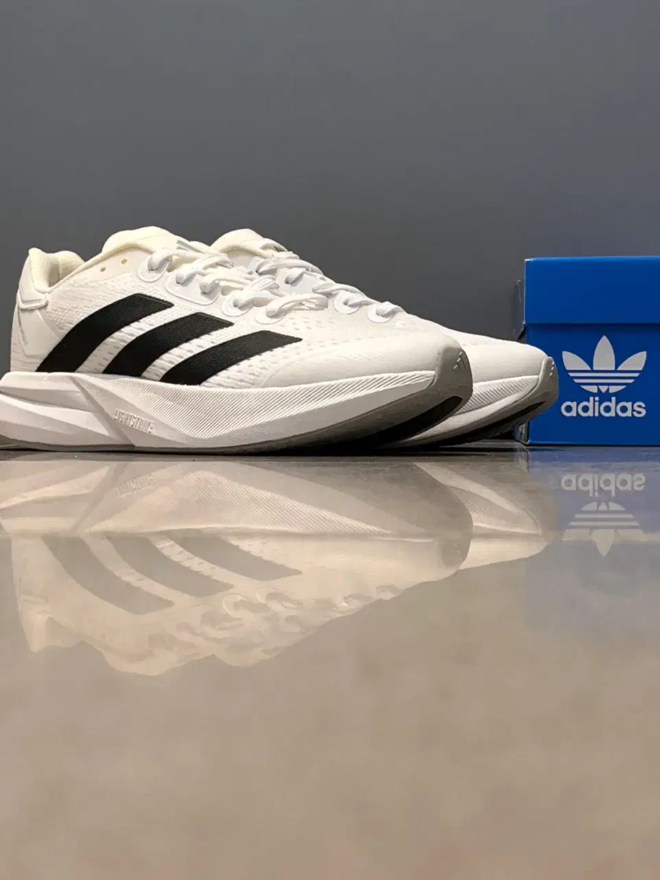 کتونی آدیداس مدل دورامو اسپید ۲ رنگ سفید|کیف، کفش، کمربند|تهران, باشگاه نفت|دیوار