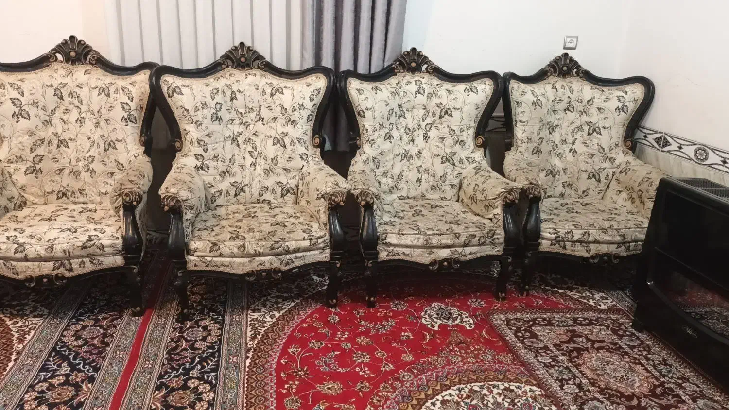 مبل سلطنتی|مبلمان خانگی و میز عسلی|تویسرکان, |دیوار