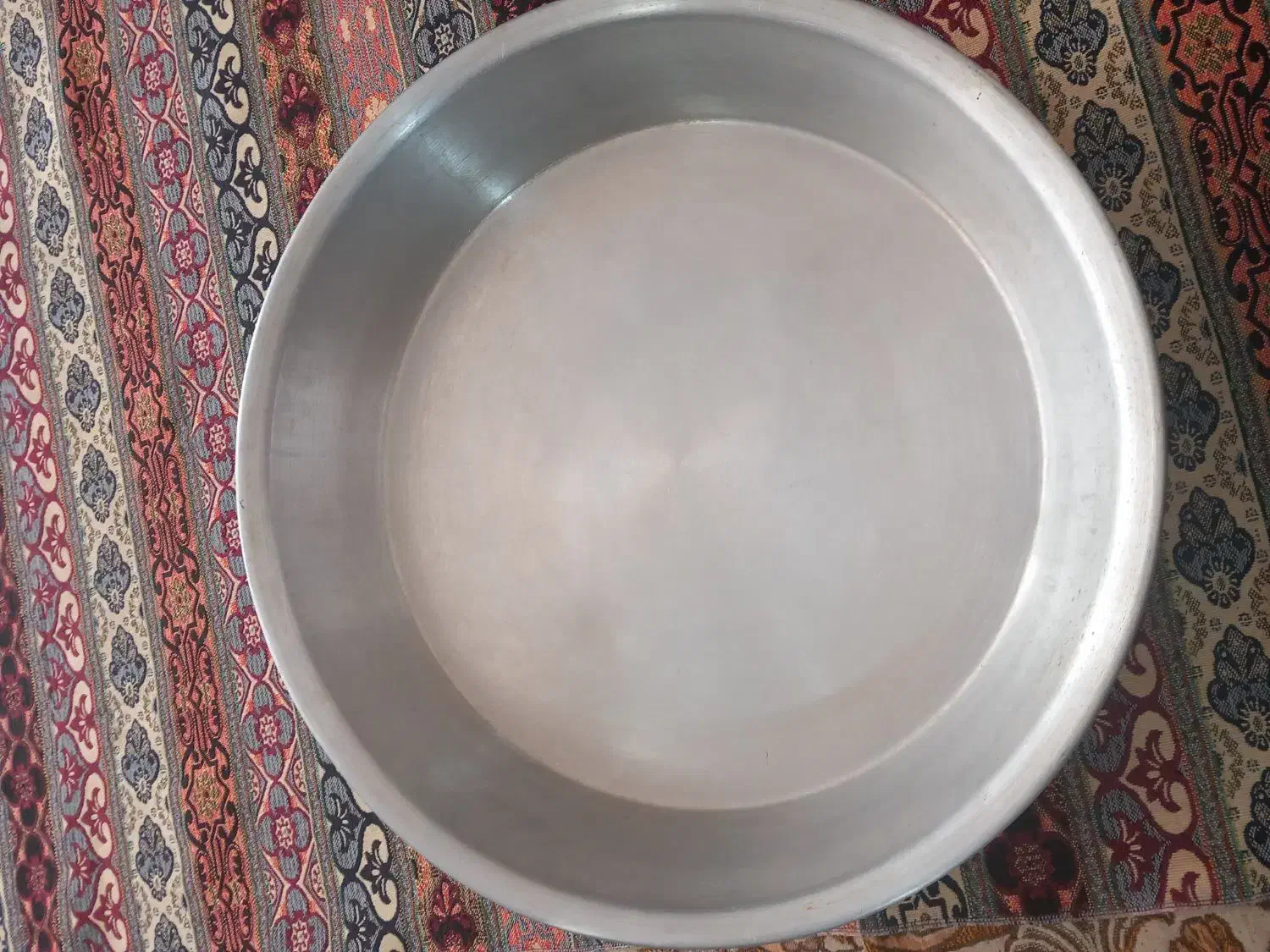 ماهیتابه بزرگ روحی|ظروف پخت‌وپز|قم, شهر قائم|دیوار