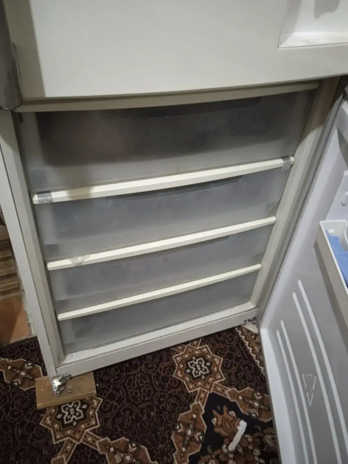 یخچال فریزر|یخچال و فریزر|بروجن, |دیوار