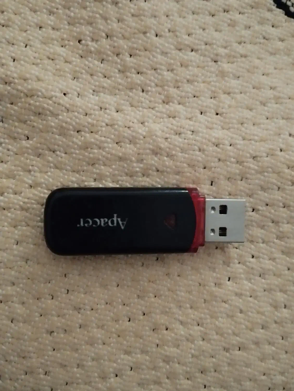 فلش. ۸ گیگ.|قطعات و لوازم جانبی رایانه|محمدیه-قزوین, |دیوار