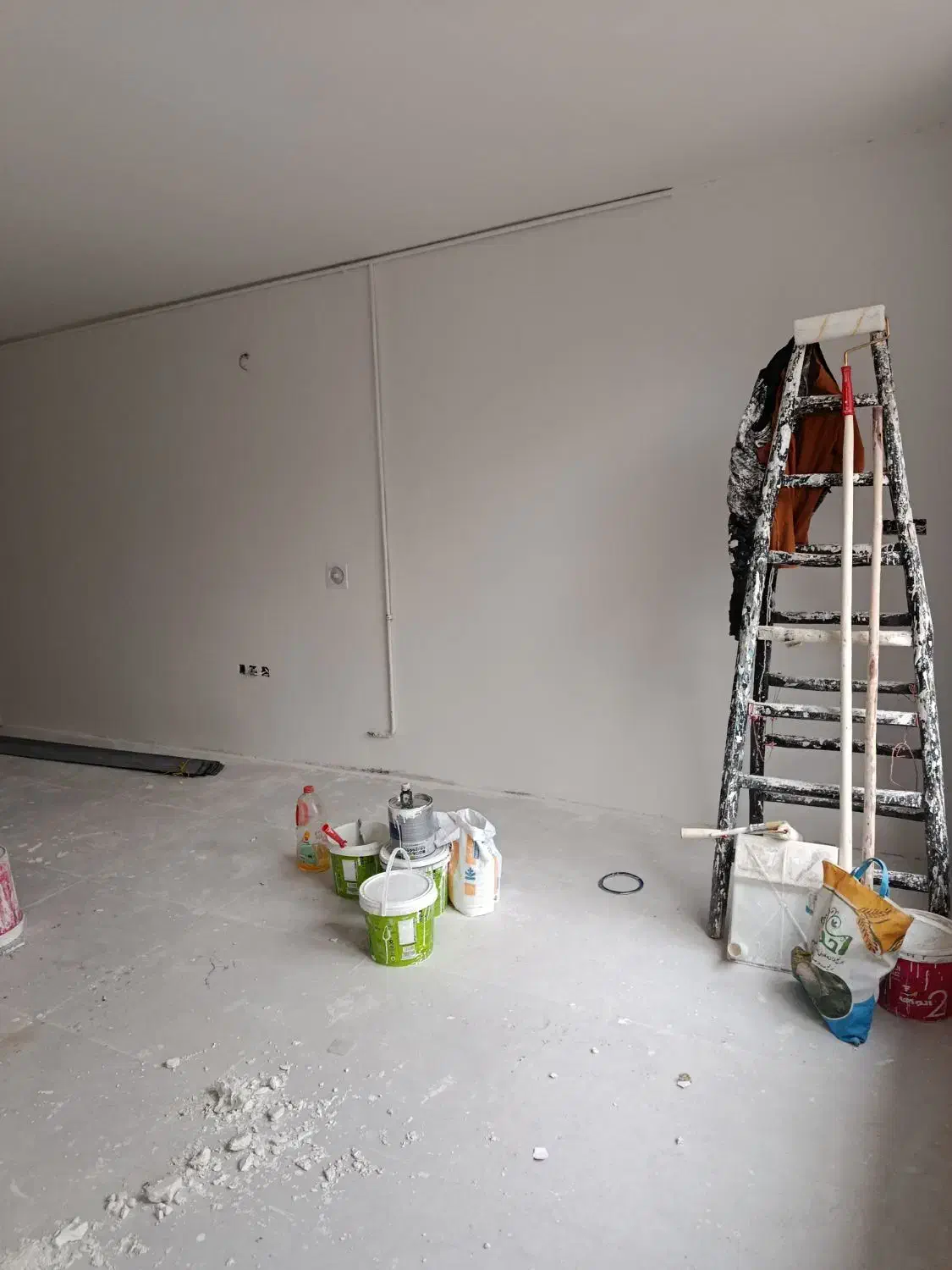 نقاشی ساختمان با نازل ترین قیمت|خدمات پیشه و مهارت|مشهد, شهید معقول|دیوار