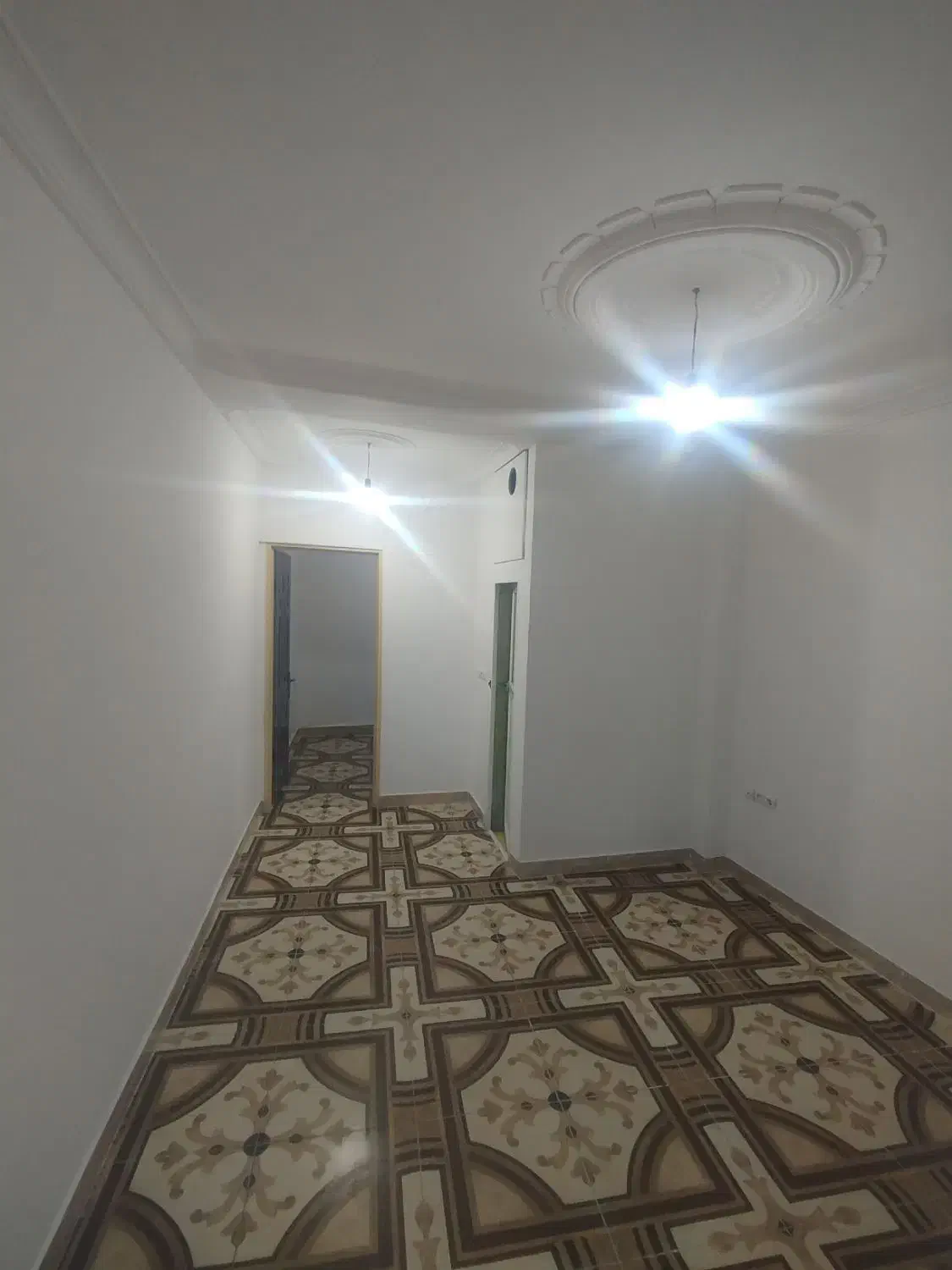 فروش واحد همکف تک خواب حمیدیان رزمندگان|فروش آپارتمان|رشت, حمیدیان|دیوار