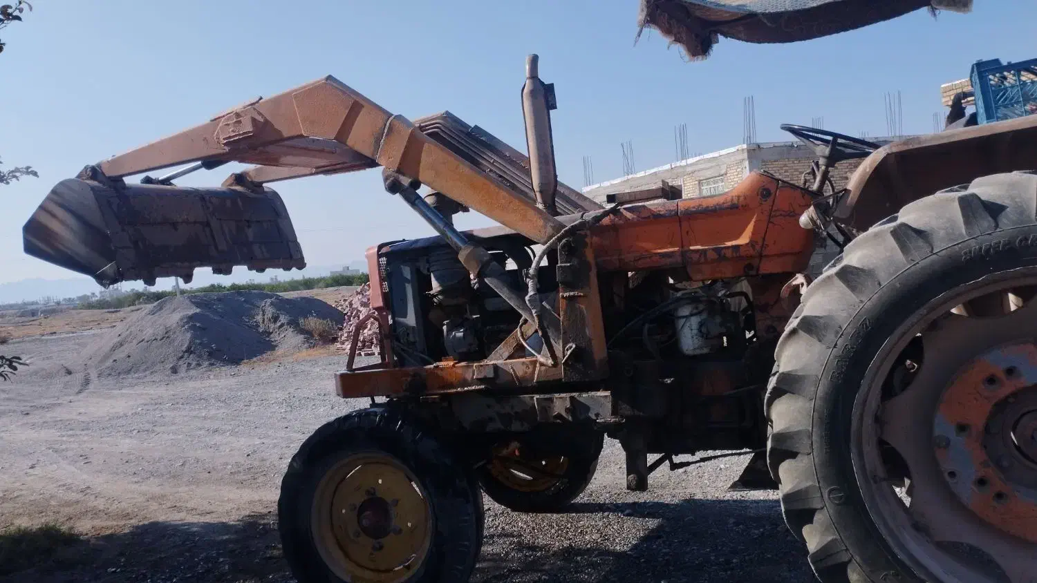 تراکتور رومانی فروشی ادرس استان هرمزگان میناب|خودرو سنگین|توکهور, |دیوار