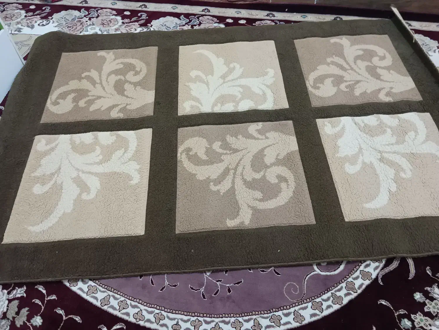 چون بزگ|فرش|عطاملک, |دیوار