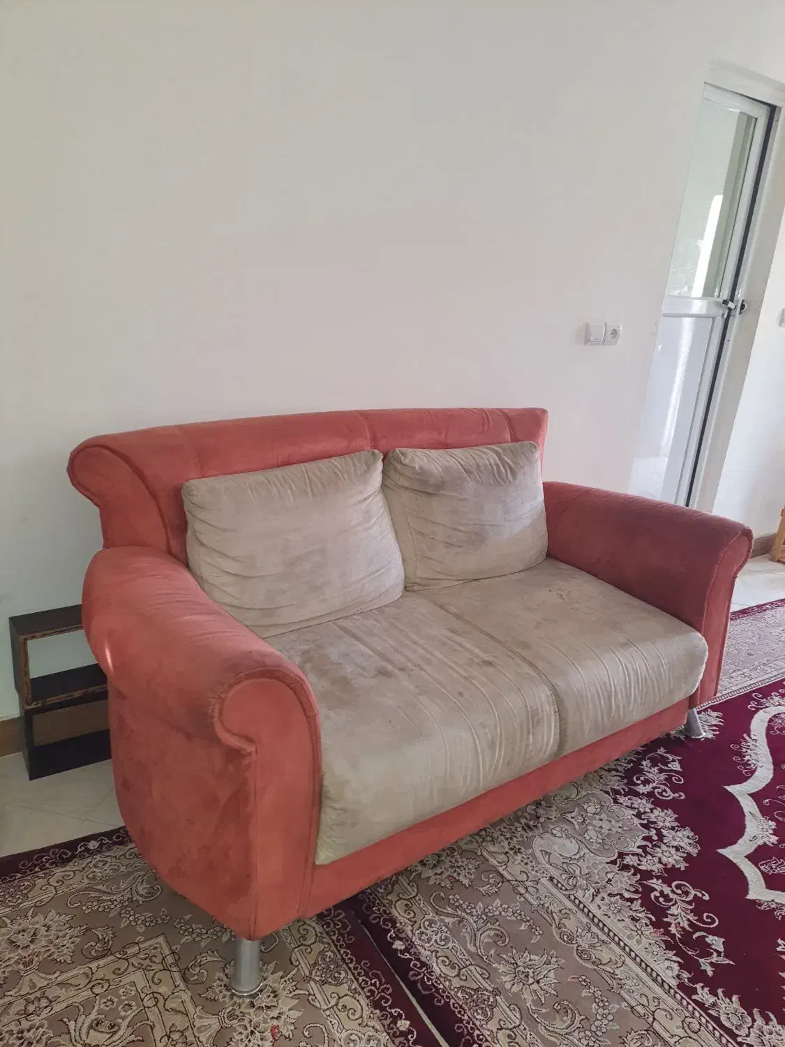 مبل۴نفره|مبلمان خانگی و میز عسلی|بومهن, |دیوار