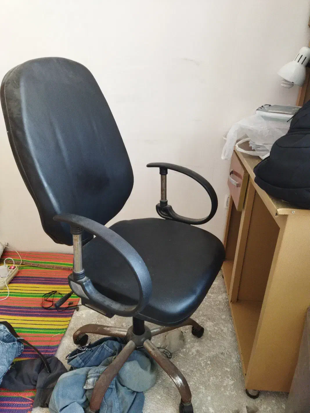 میز تحریر و کامپیوتر و کتابخانه بهمراه صندلی|میز تحریر و کامپیوتر|گیلان غرب, |دیوار