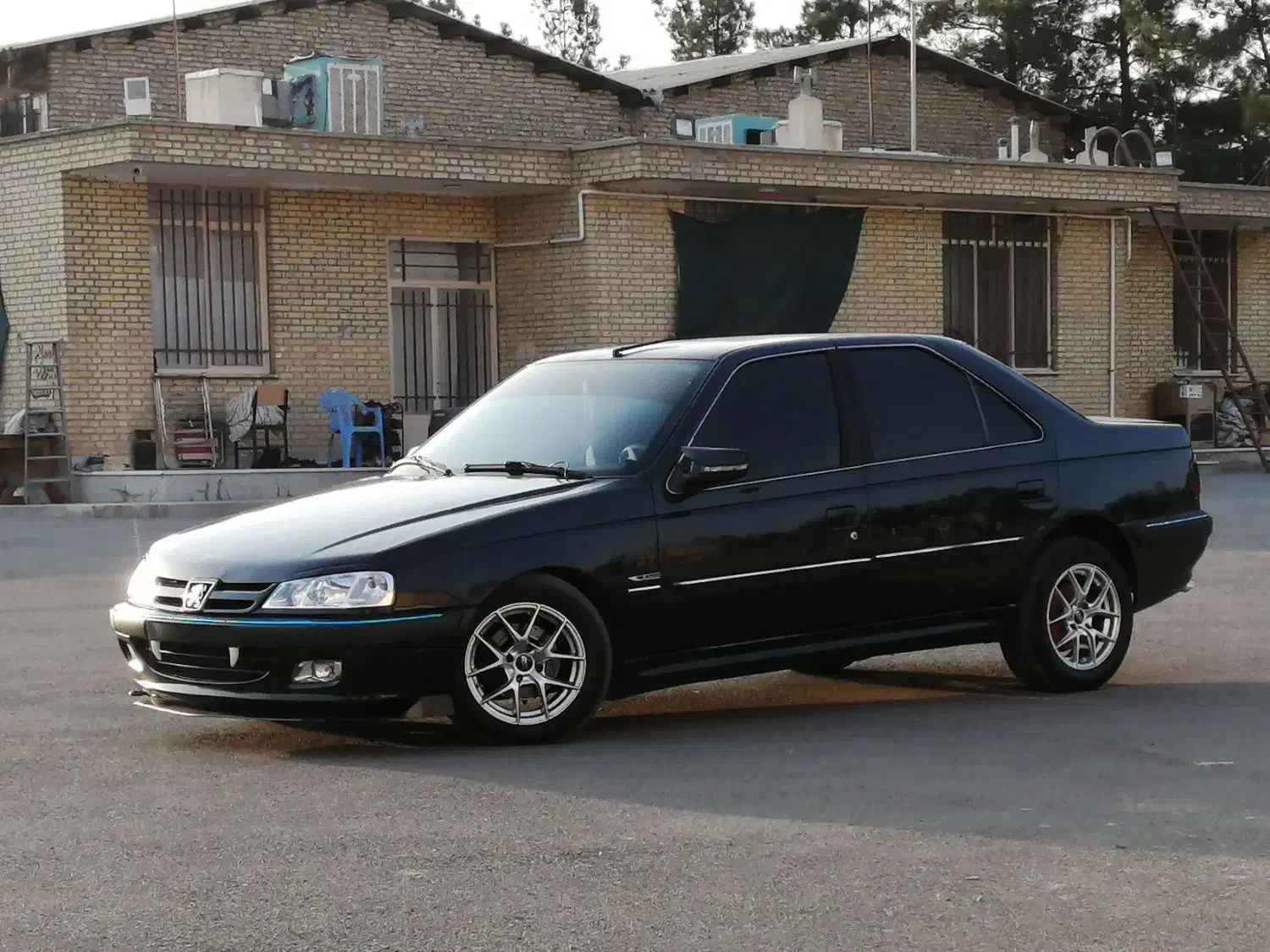 پارس 81 دور رنگ شاسی سالم|خودرو سواری و وانت|اصفهان, بهارستان|دیوار