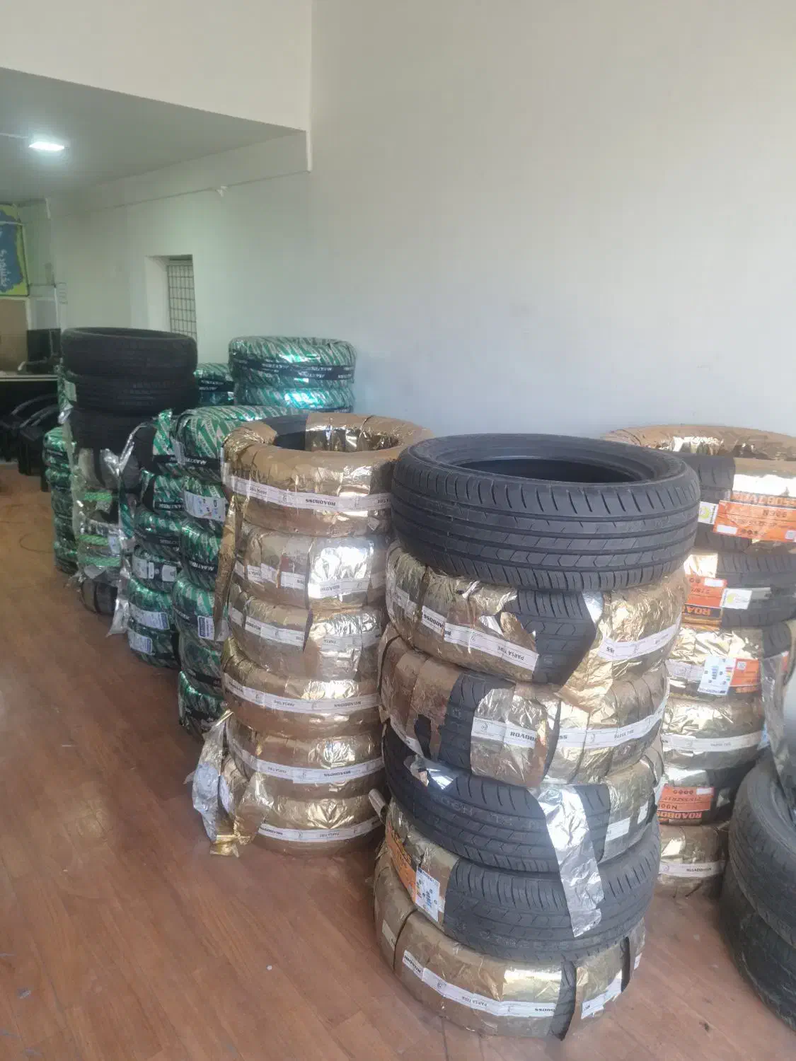 فروش لاستیک سواری و شاسی‌بلند (نقد و شرایطی)|قطعات یدکی و لوازم جانبی|بیرجند, |دیوار