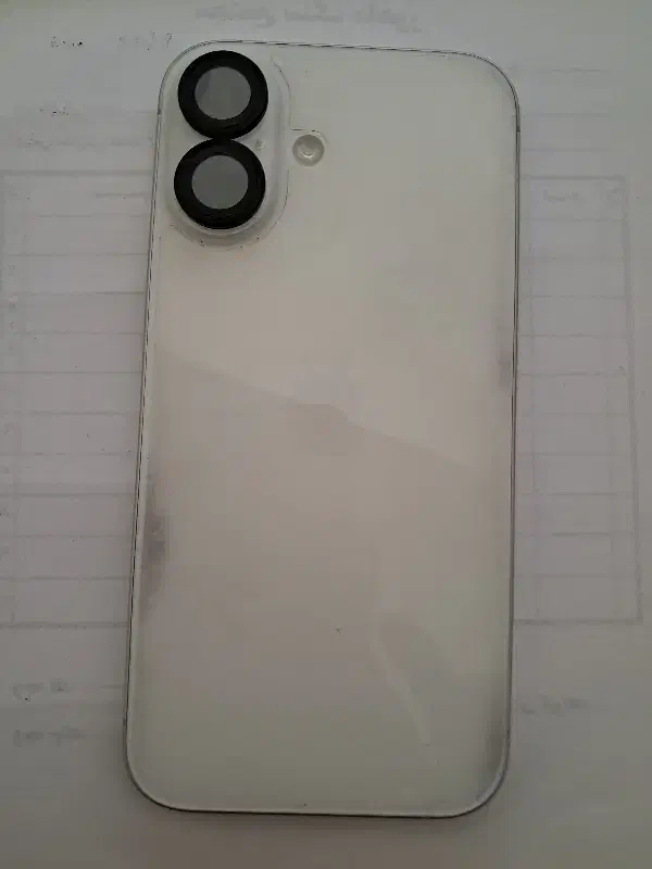 iPhone 16 normal|موبایل|قم, بیست متری ولیعصر|دیوار