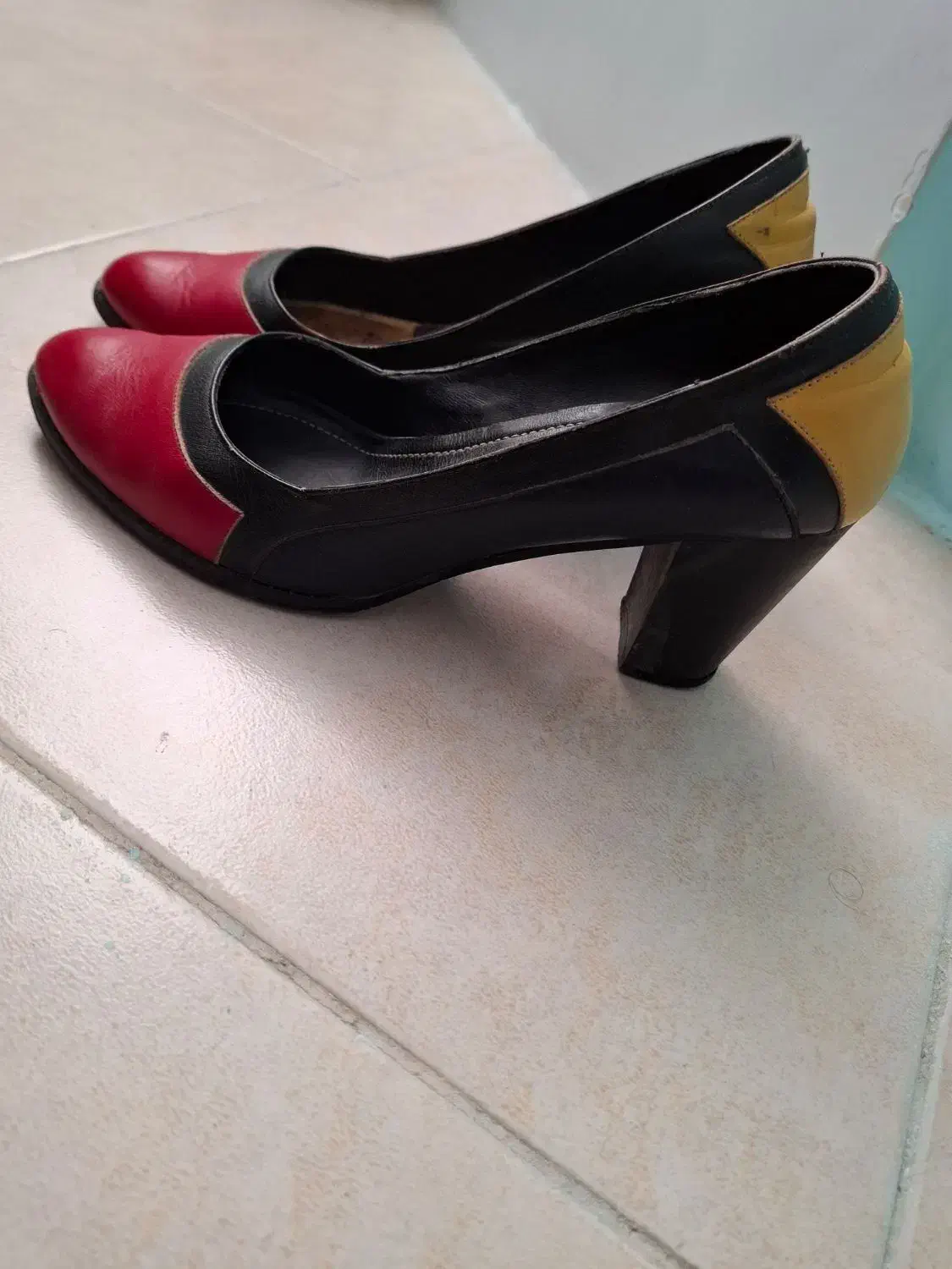 کفش مجلسی|کیف، کفش، کمربند|بیرجند, |دیوار