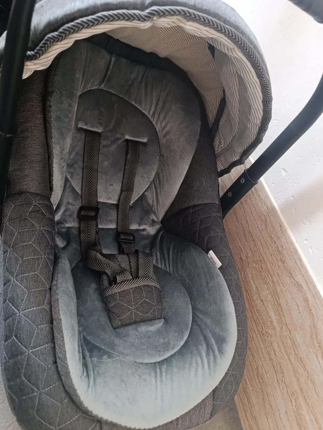 کریر|کالسکه و لوازم جانبی|شیراز, شهرک مهدی‌آباد|دیوار