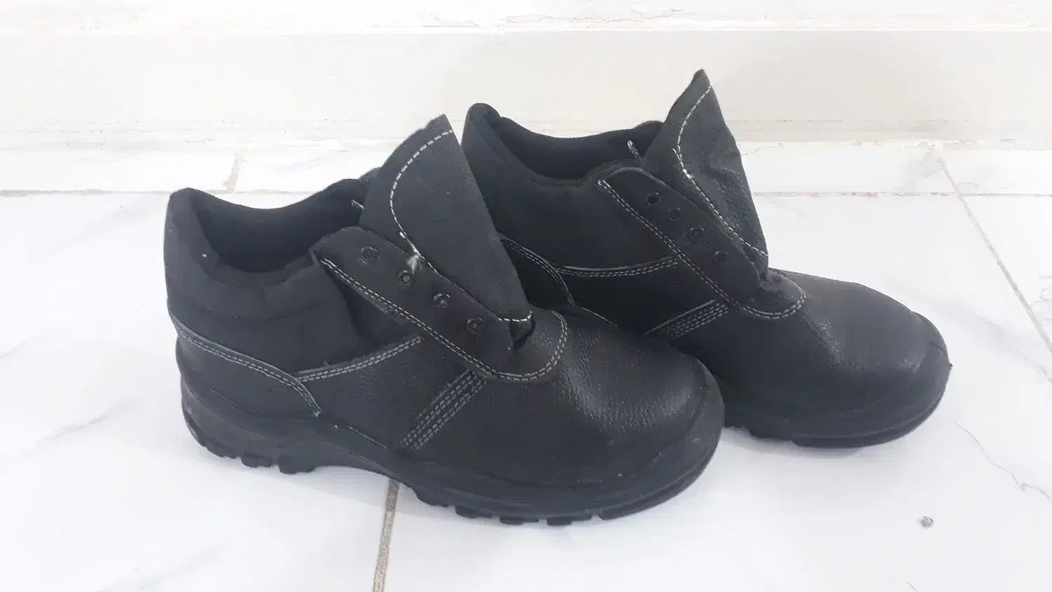 کفش ایمنی نوع شماره 44قیمت 500هزارتومان|کیف، کفش، کمربند|مسجد سلیمان, |دیوار