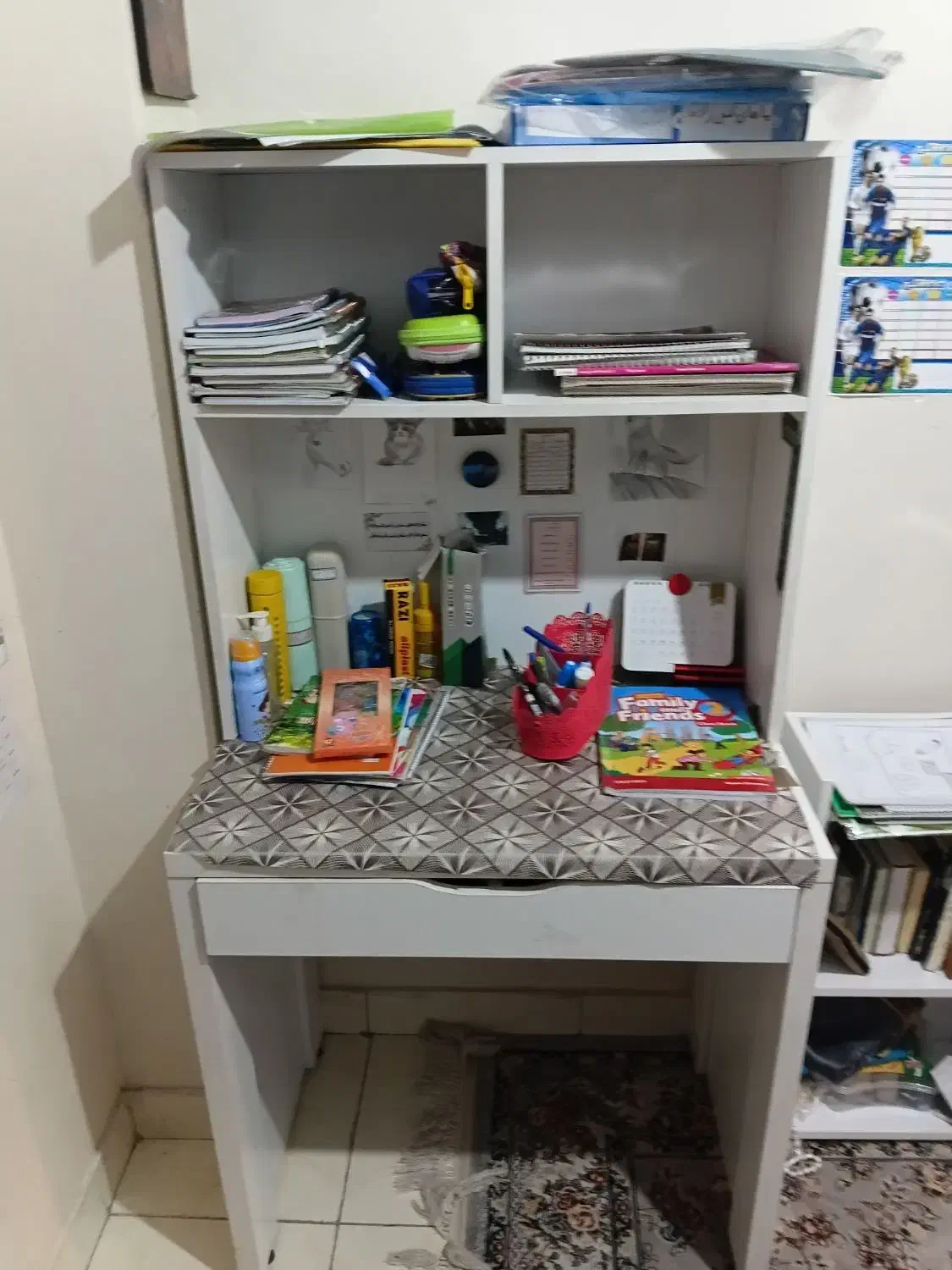 میز تحریر تمیز و مرتب|میز تحریر و کامپیوتر|تهران, علم و صنعت|دیوار