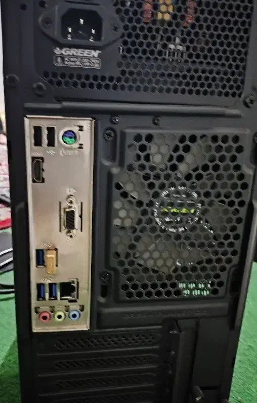کامپیوتر Asus نو نو|رایانه رومیزی|اصفهان, آبشار|دیوار