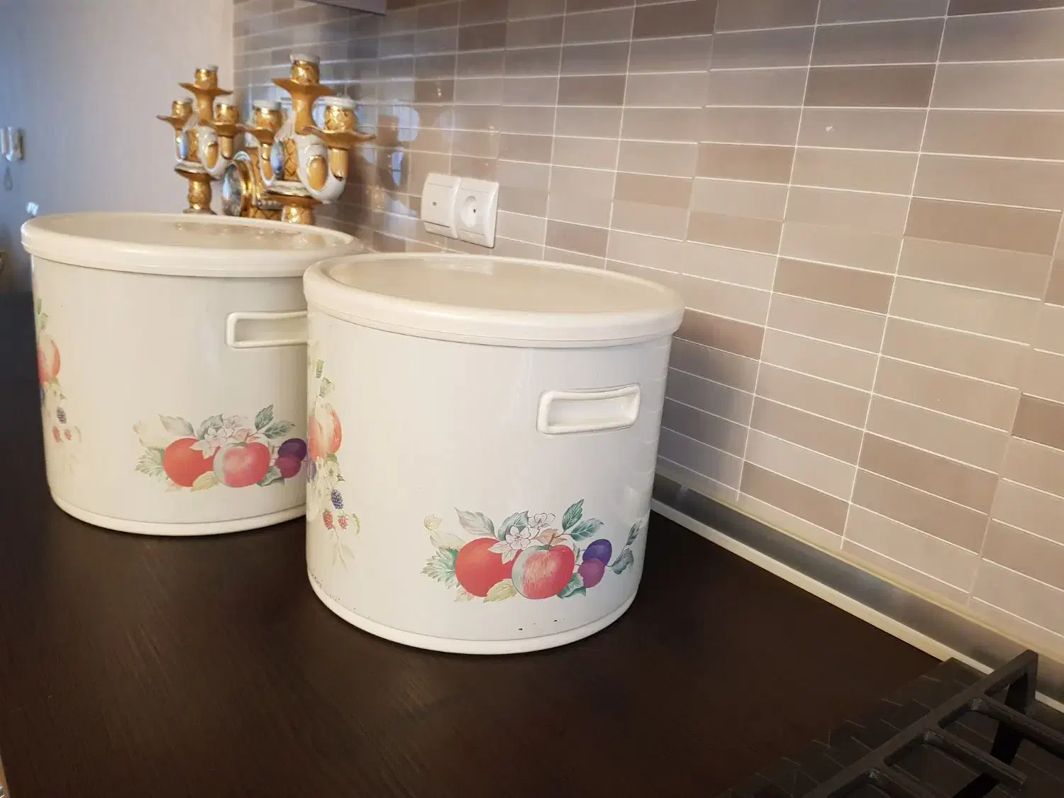 سطل فلزی آشپزخانه|ظروف نگهدارنده، پلاستیکی، یکبارمصرف|کاشان, امیرکبیر|دیوار