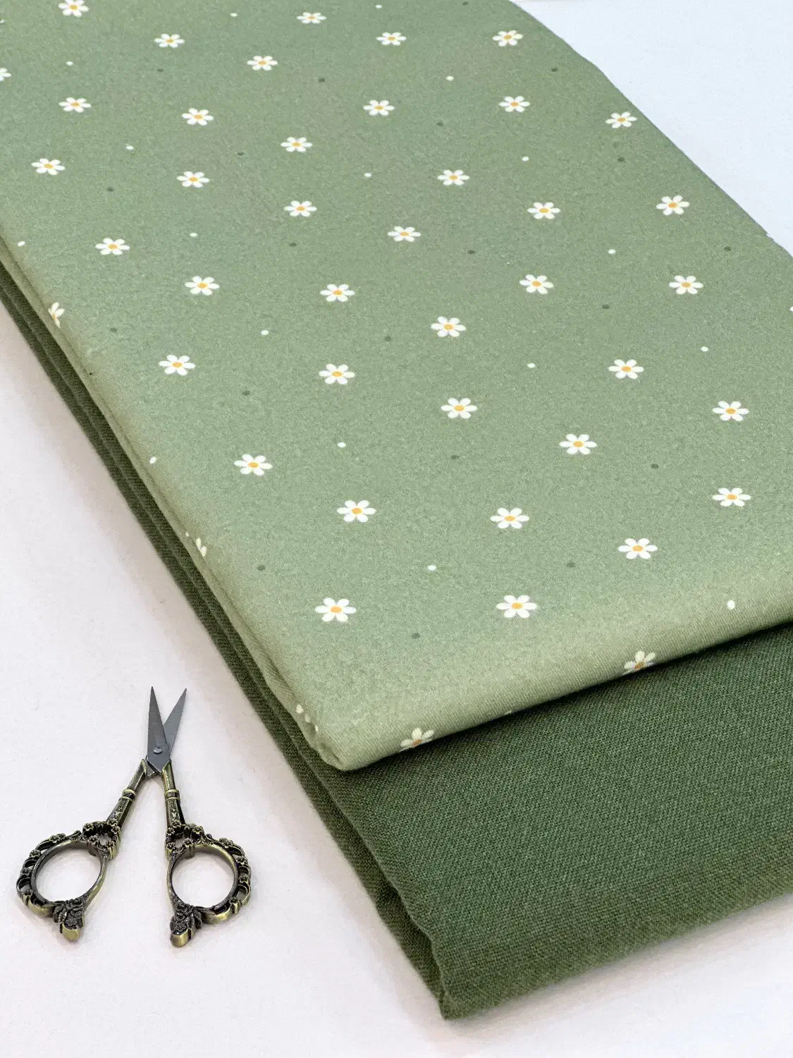 انواع پارچه با تنوع بالا|لوازم خیاطی و بافتنی|قم, سراجه (۱۵ خرداد)|دیوار