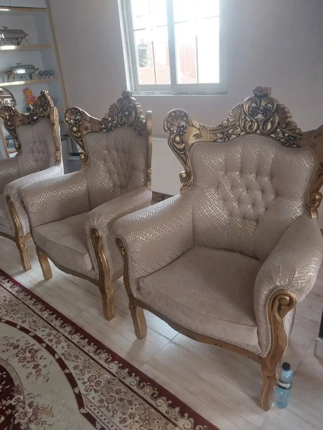 مبل ۹نفره|مبلمان خانگی و میز عسلی|رشت, سلیمانداراب|دیوار