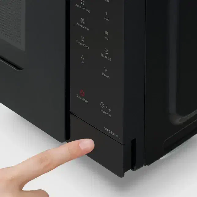 مایکروویو ۲۵ لیتری رنگ مشکی لمسی پاناسونیک|اجاق گاز و لوازم برقی پختوپز|تهران, شهرک هما|دیوار