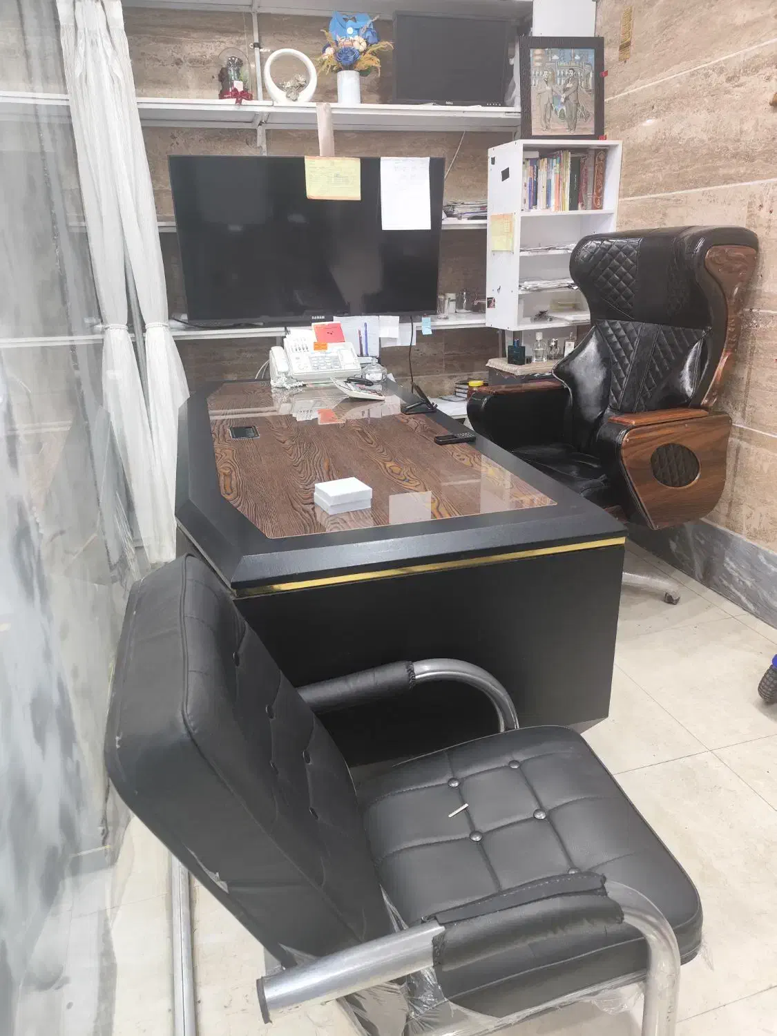 ادمین خانم حقوق 20 میلیون|استخدام بازاریابی و فروش|اردبیل, |دیوار