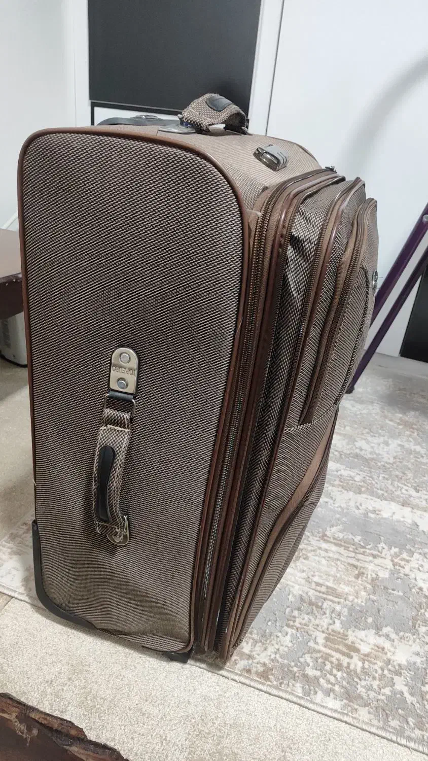 چمدان سایز بزرگ|کیف، کفش، کمربند|خواف, |دیوار