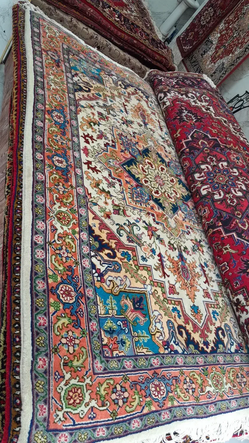 فرش همه رقم ۱۲ متری و ۹ متری و ۶ متر و غیره|فرش|تبریز, |دیوار