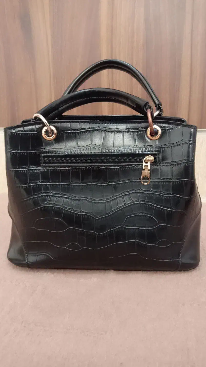 کیف دستی شیک و جادار|کیف، کفش، کمربند|ملارد, |دیوار