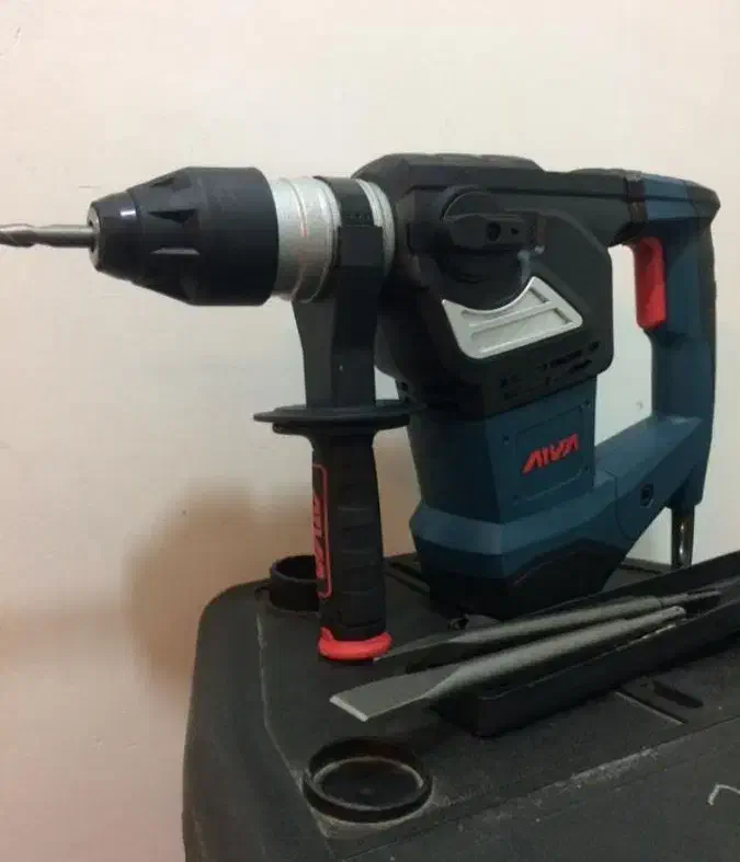 اجاره دریل هیلتی موتور برق فرز ابزار نجاری کرایه|خدمات پیشه و مهارت|مشهد, وکیل‌آباد|دیوار