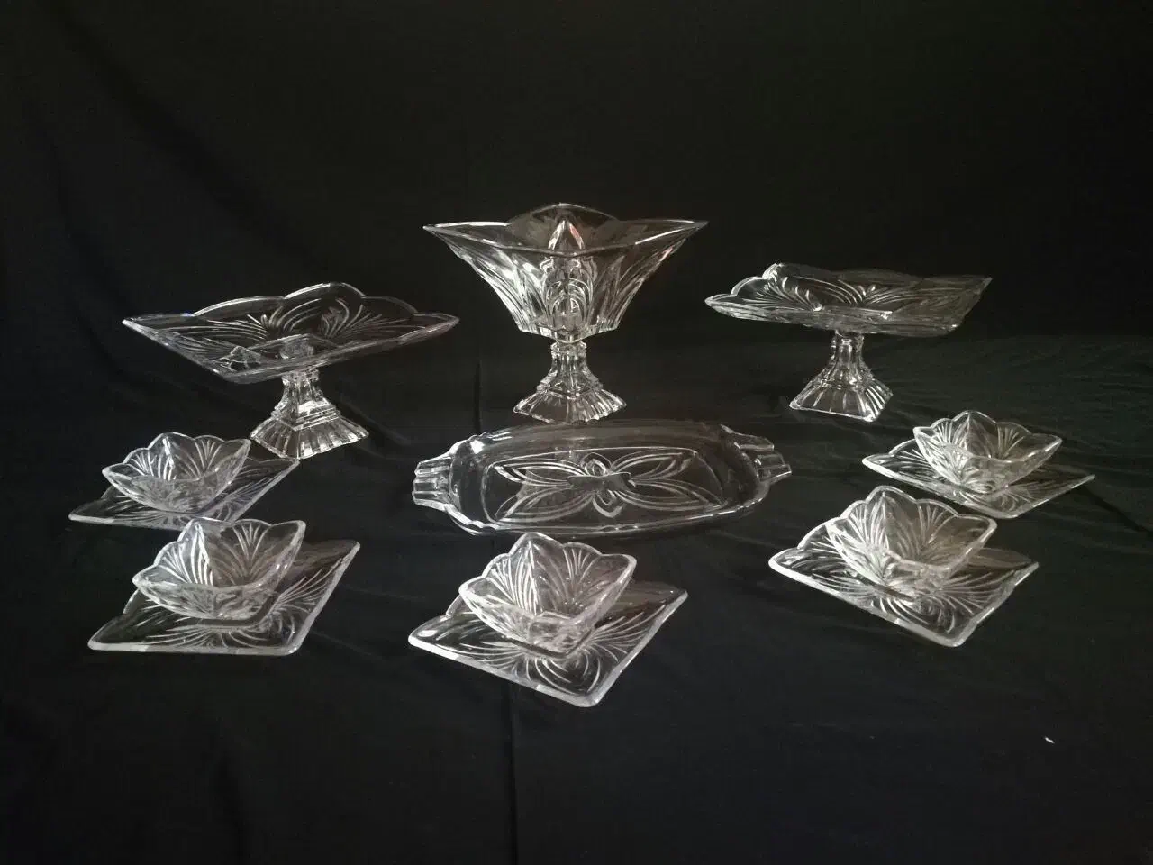 مشروبخوری شکلاتخوری سرویس کریستال|ظروف سرو و پذیرایی|تهران, زعفرانیه|دیوار