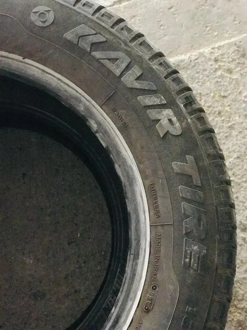 کویرتایر|قطعات یدکی و لوازم جانبی|اندیشه, اندیشه فاز ۲|دیوار