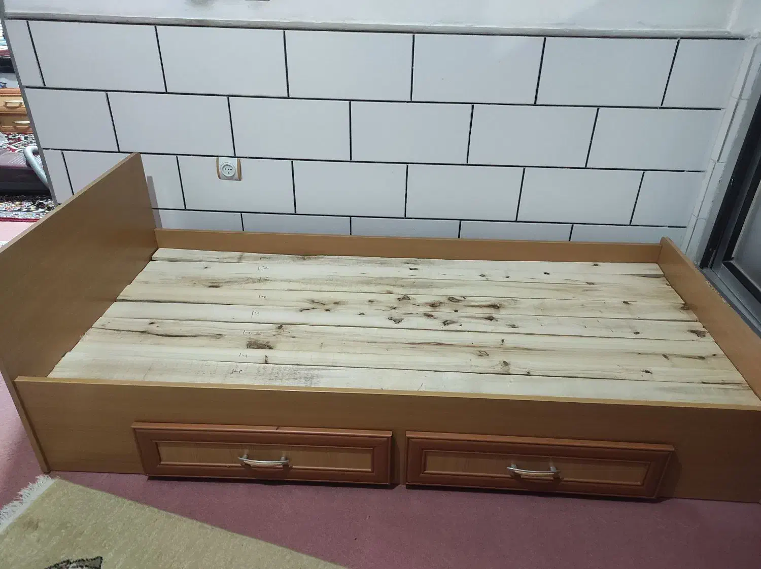 تخت یه نفره|تخت و سرویس خواب|ساوه, |دیوار