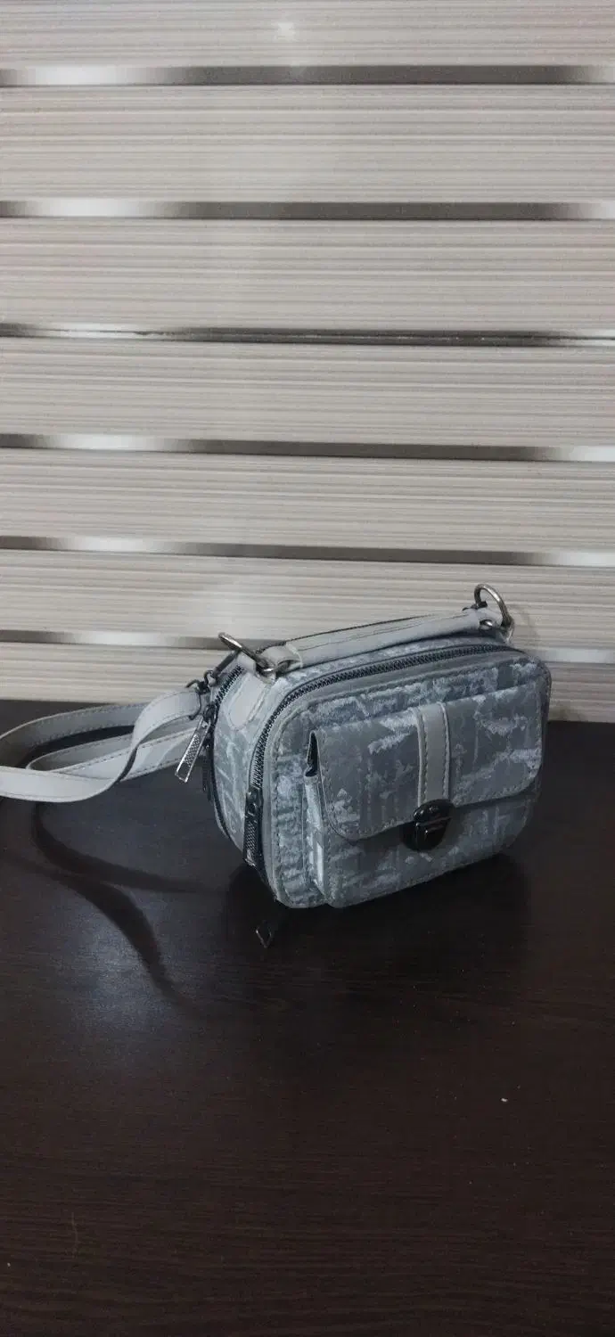 ک ی ف دخترانه|کیف، کفش، کمربند|نهاوند, |دیوار