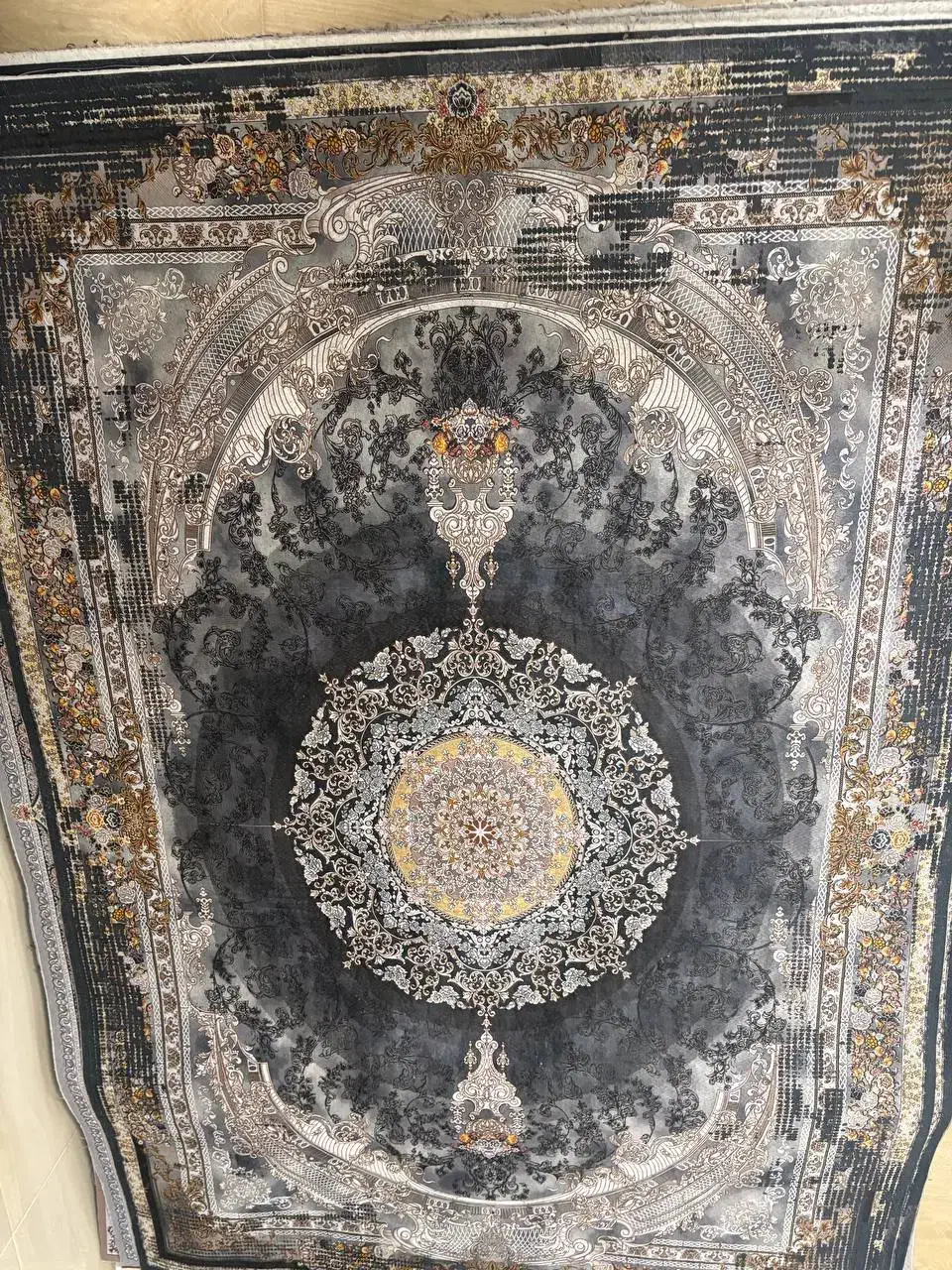 بازیچه نمدی|روفرشی|برخوار, |دیوار