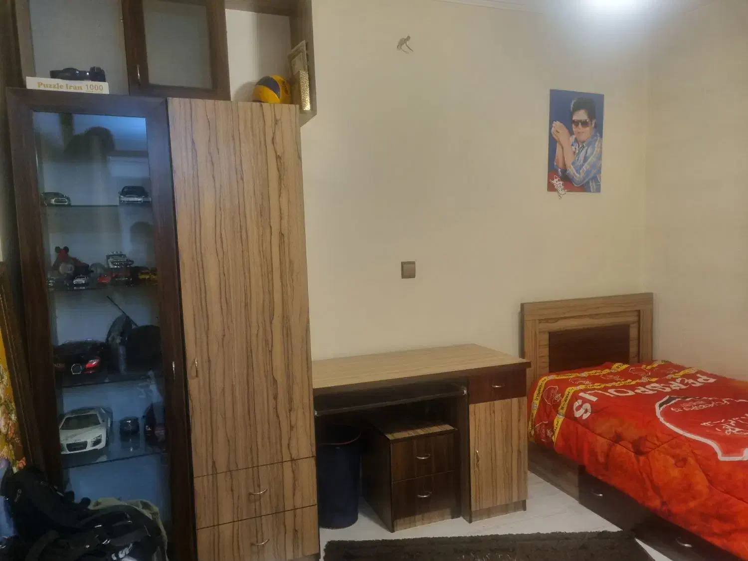 سرویس خواب|تخت و سرویس خواب|ری, جوانمرد قصاب|دیوار