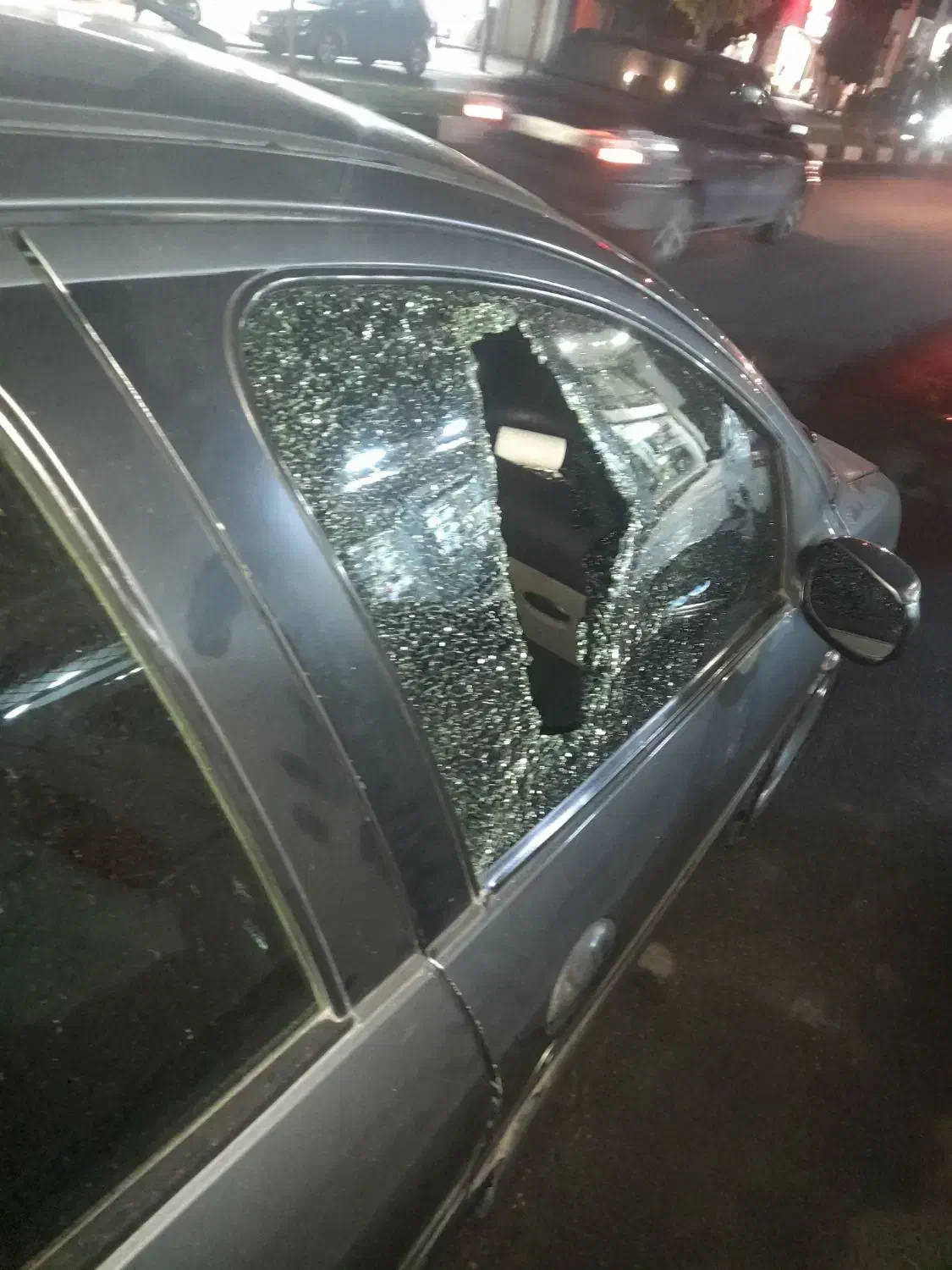 مدارک گمشده|اشیا|گرگان, |دیوار