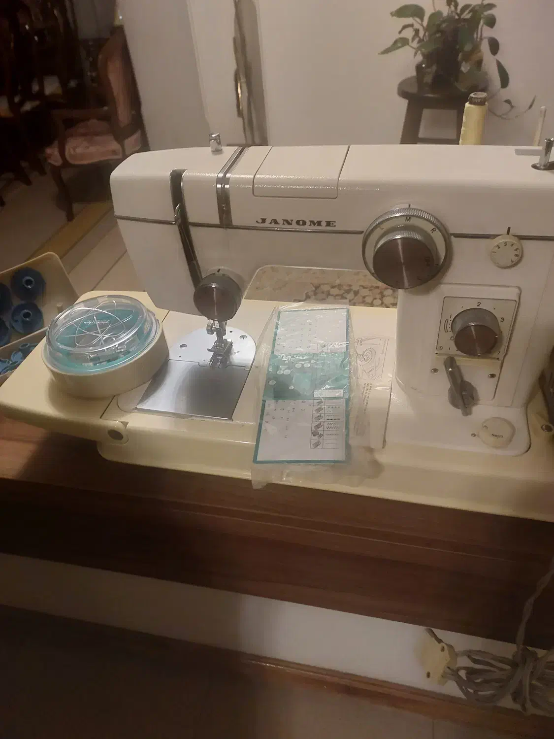 فروش چرخ خیاطی|چرخ خیاطی و ریسندگی|تهران, زعفرانیه|دیوار