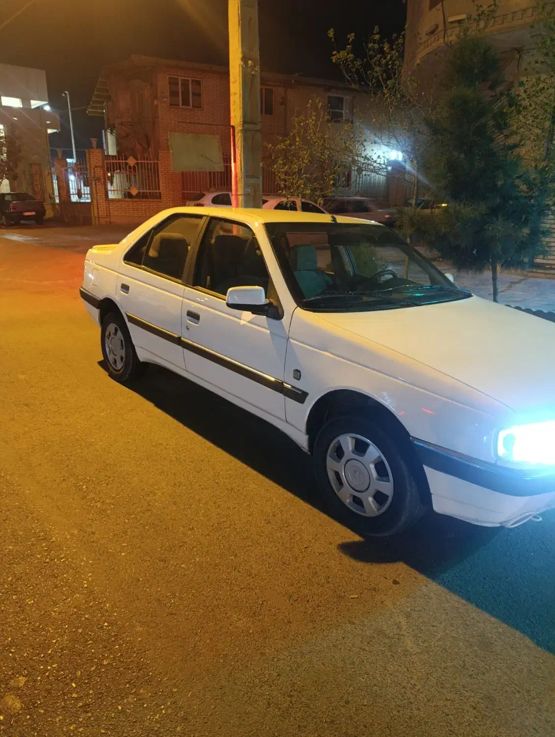پژو slx 405|خودرو سواری و وانت|قم, حکمت شمالی|دیوار