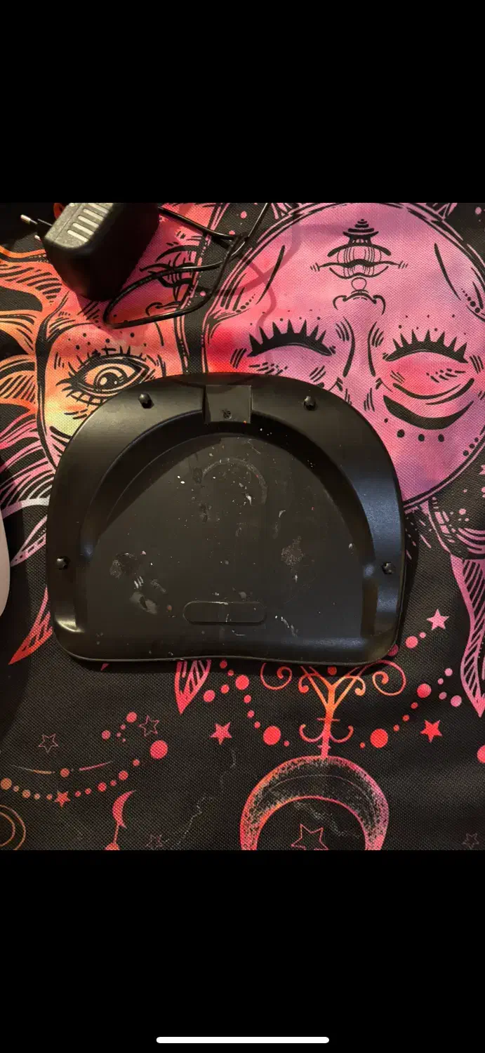 دستگاه یو وی خشک کن لاک|آرایشی، بهداشتی، درمانی|سقز, |دیوار