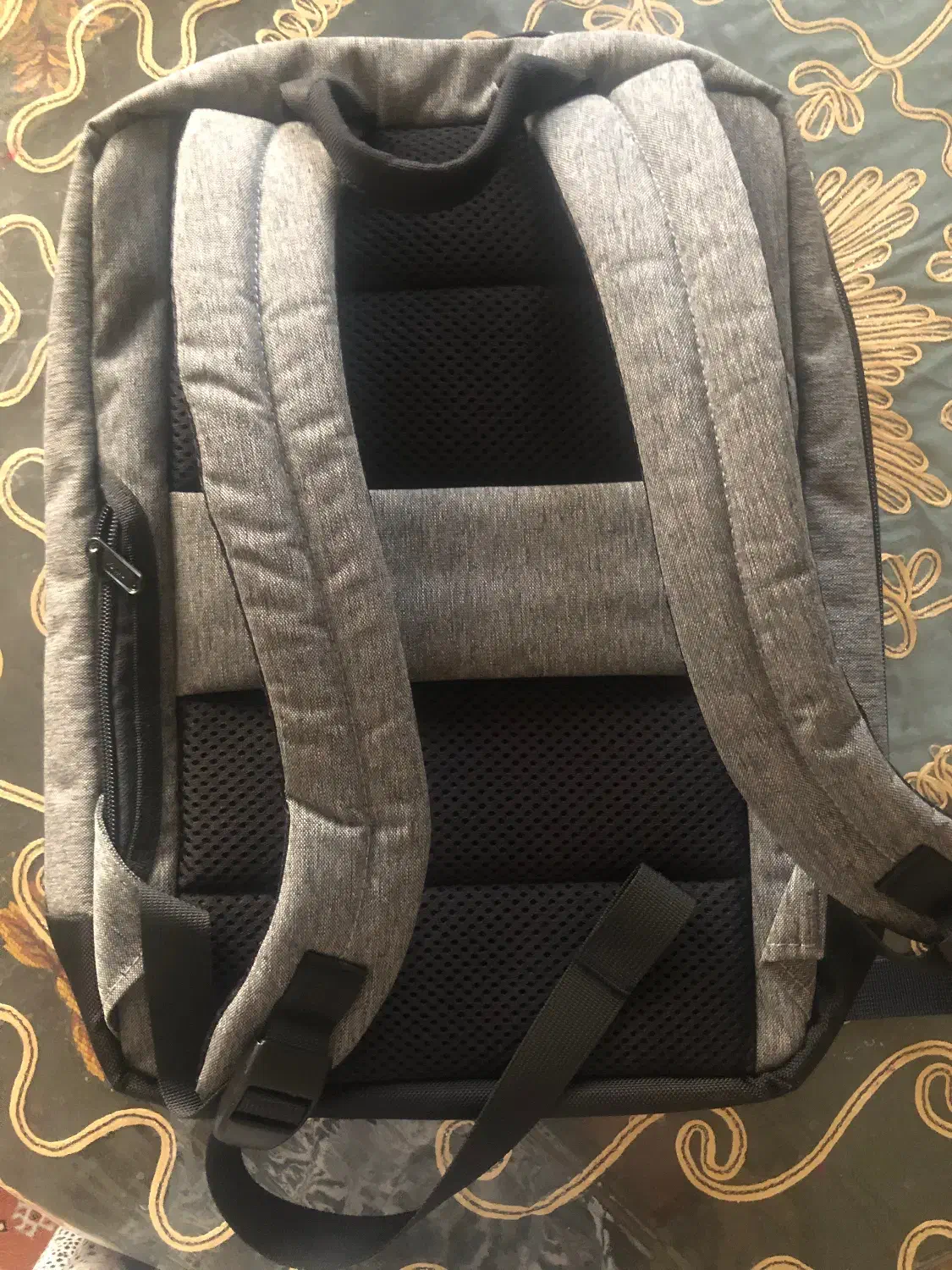 کوله پشتی|کیف، کفش، کمربند|شیراز, ملاصدرا|دیوار