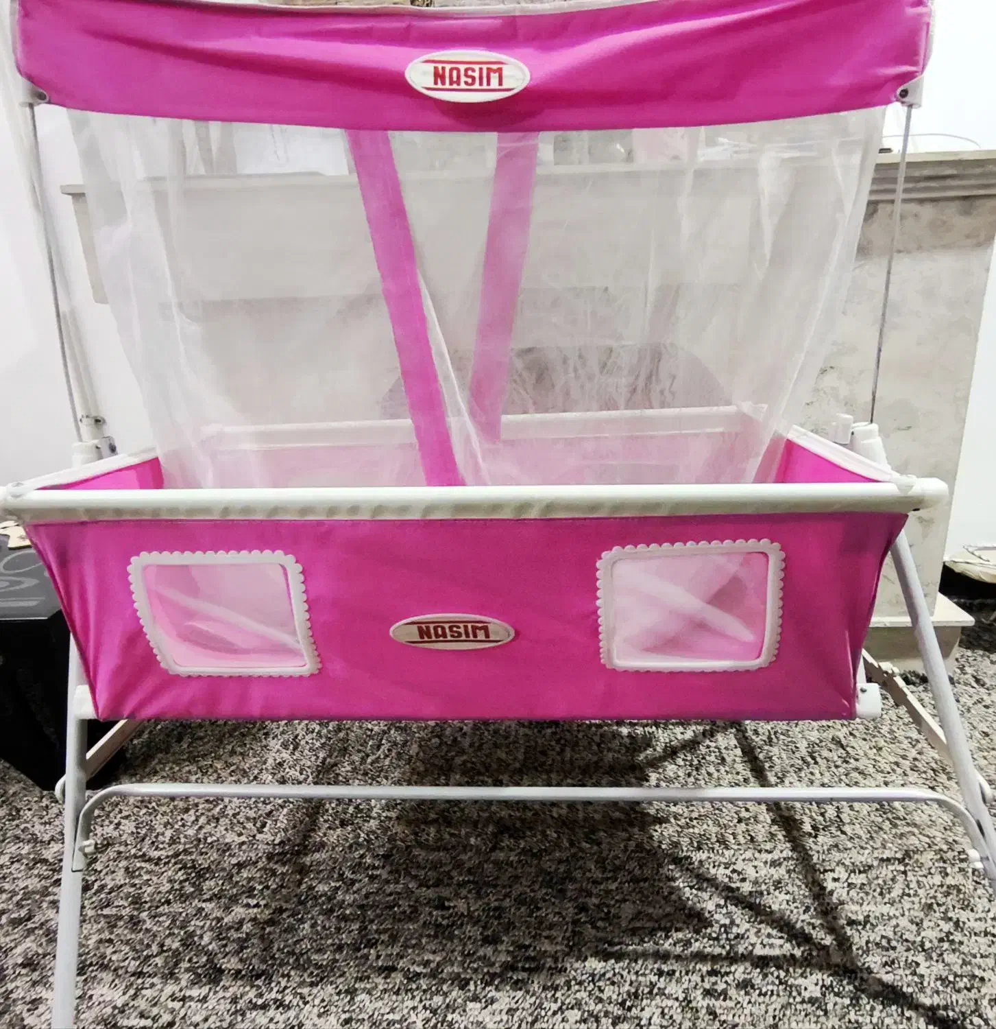 گهواره کلاسیک|تخت و صندلی بچه|بهبهان, |دیوار