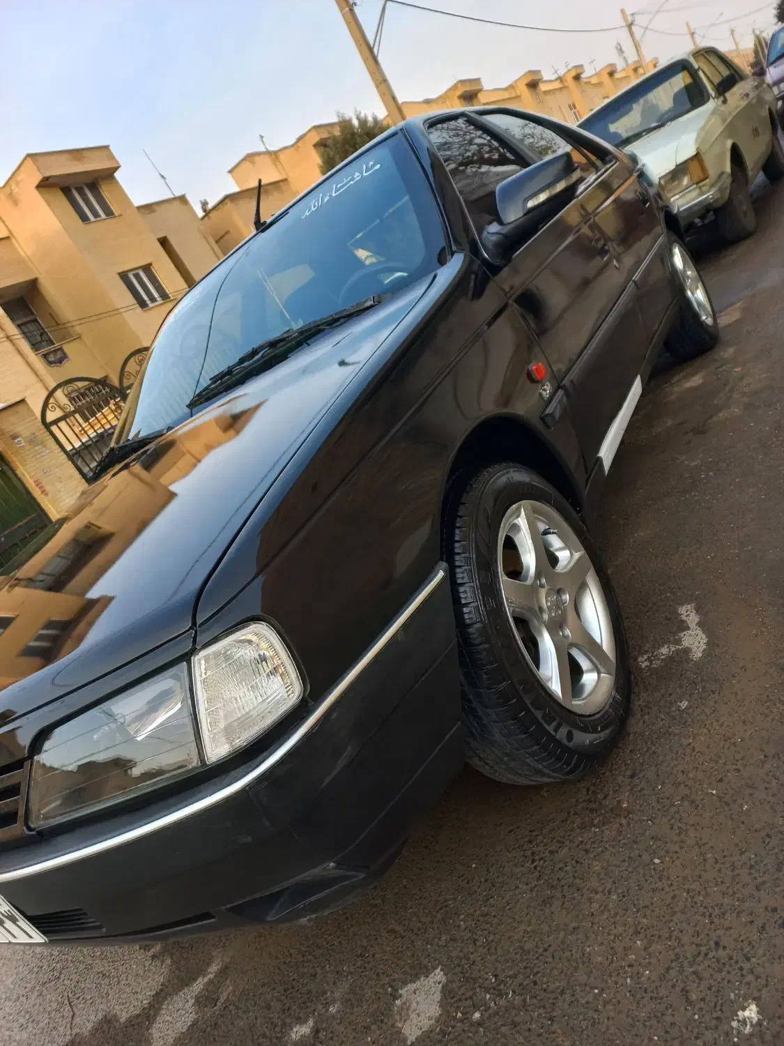 پژو 405 مشکی|خودرو سواری و وانت|خمینی‌شهر, |دیوار