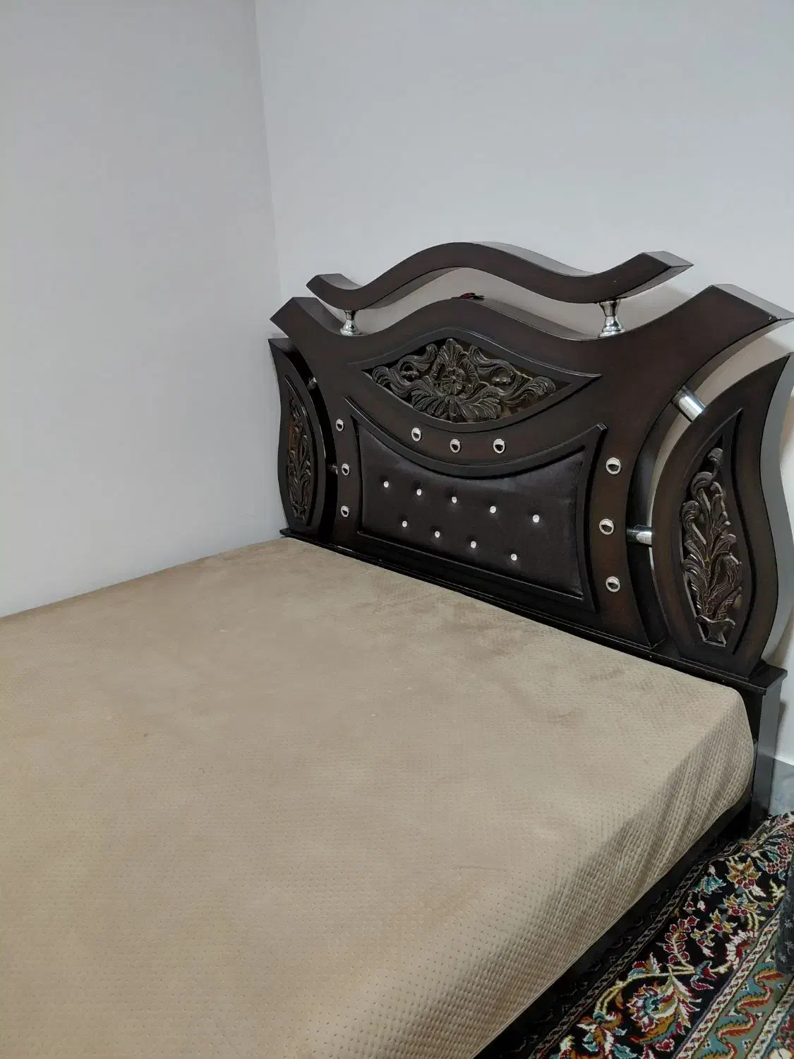 تخت خواب|تخت و سرویس خواب|گناباد, |دیوار