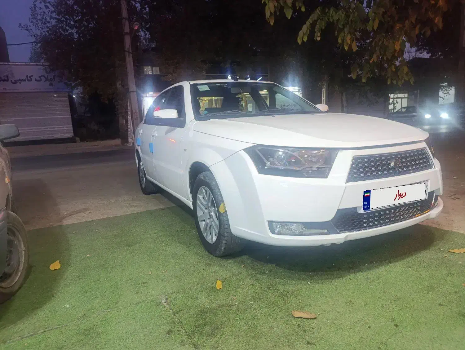 دنا معمولی مدل 98|خودرو سواری و وانت|چهارباغ, |دیوار