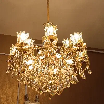 لوستر نو|لوستر و چراغ آویز|سبزوار, قصبه شرقی|دیوار