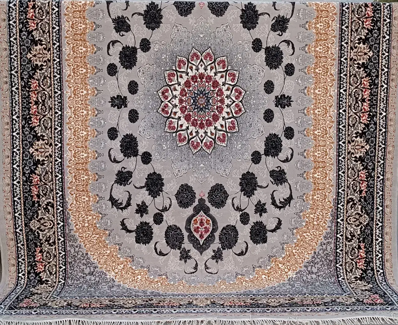 تعداد۸تخته فرش۶متری۱۲متری به قیمت کارخانه|فرش|دهدشت, |دیوار