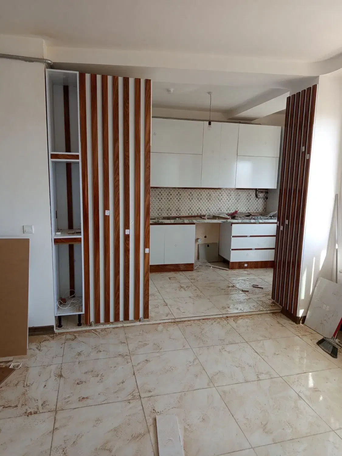 تعمیرات کابینت و کمد دیواری|خدمات پیشه و مهارت|اردبیل, |دیوار