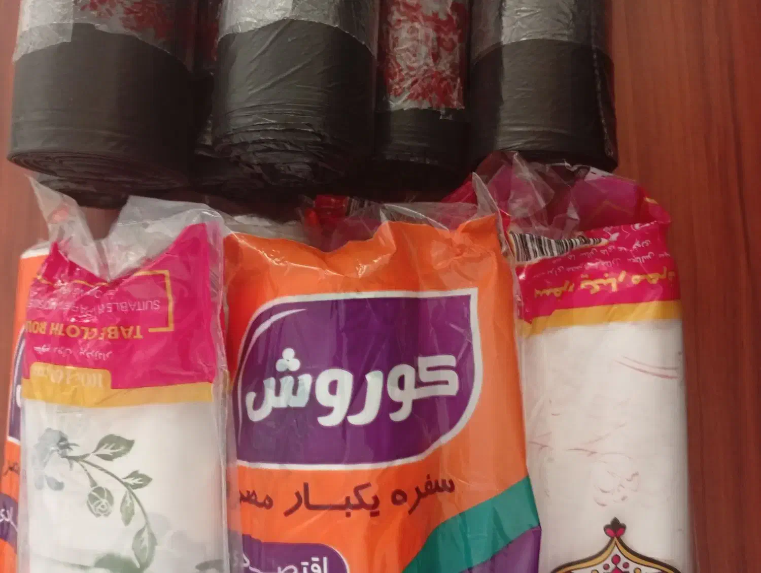 سفره های یک بار مصرف رولی...کیسه زباله های رولی|عمده‌فروشی|الوند, |دیوار
